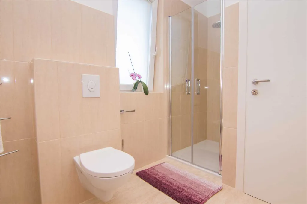 3-Bedroom Villa with Pool & Outdoor Kitchen in Gostinjac