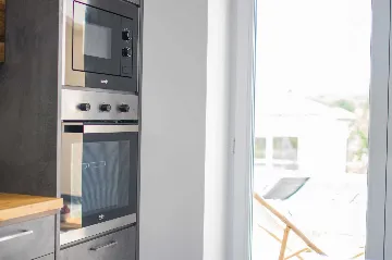 3-Bedroom Villa with Pool & Outdoor Kitchen in Gostinjac