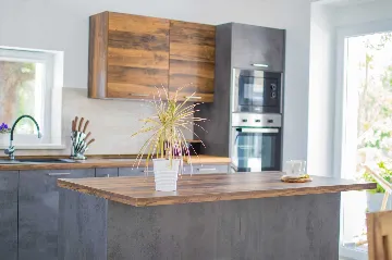 3-Bedroom Villa with Pool & Outdoor Kitchen in Gostinjac