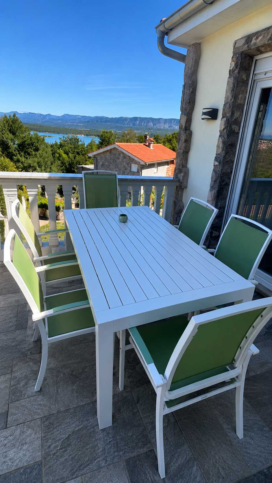 Residencia La Famiglia with heated swimming pool and beautiful Seaview