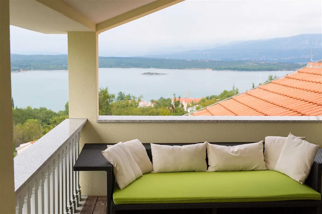 Villa with Heated Pool and Sea Views in Klimno