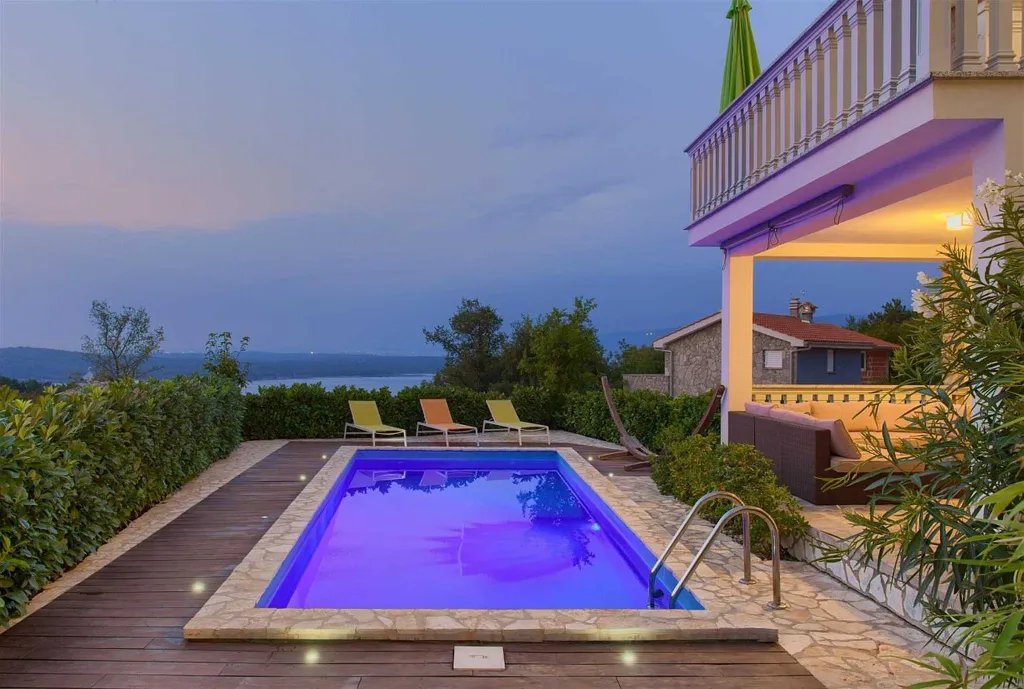 Villa with Heated Pool and Sea Views in Klimno