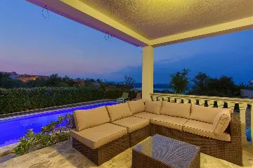 Villa with Heated Pool and Sea Views in Klimno