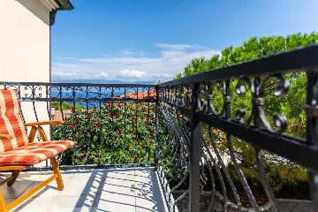 4-Bedroom Villa with Heated Pool in Vrbnik (Krk)