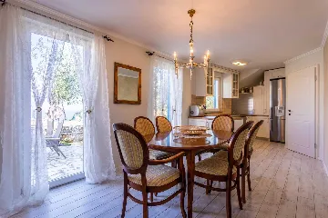 4-Bedroom Villa with Heated Pool in Vrbnik (Krk)