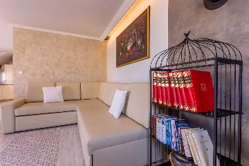 4-Bedroom Villa with Heated Pool in Vrbnik (Krk)