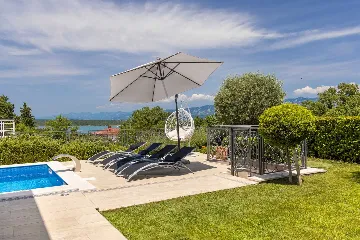 Heated Pool Villa for 8 Guests in Klimno