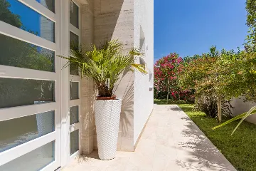 Heated Pool Villa for 8 Guests in Klimno