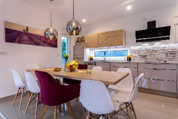 Heated Pool Villa for 8 Guests in Klimno