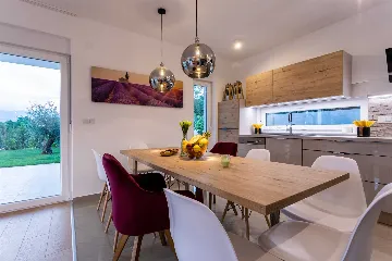 Heated Pool Villa for 8 Guests in Klimno