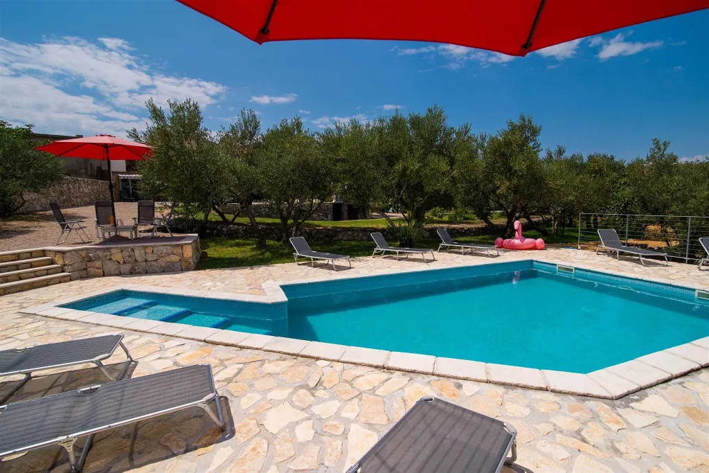 Sea-View Apartment for 7 in Sužan (Krk)
