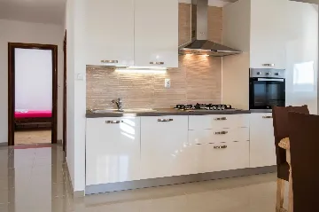 Sea-View Apartment for 7 in Sužan (Krk)