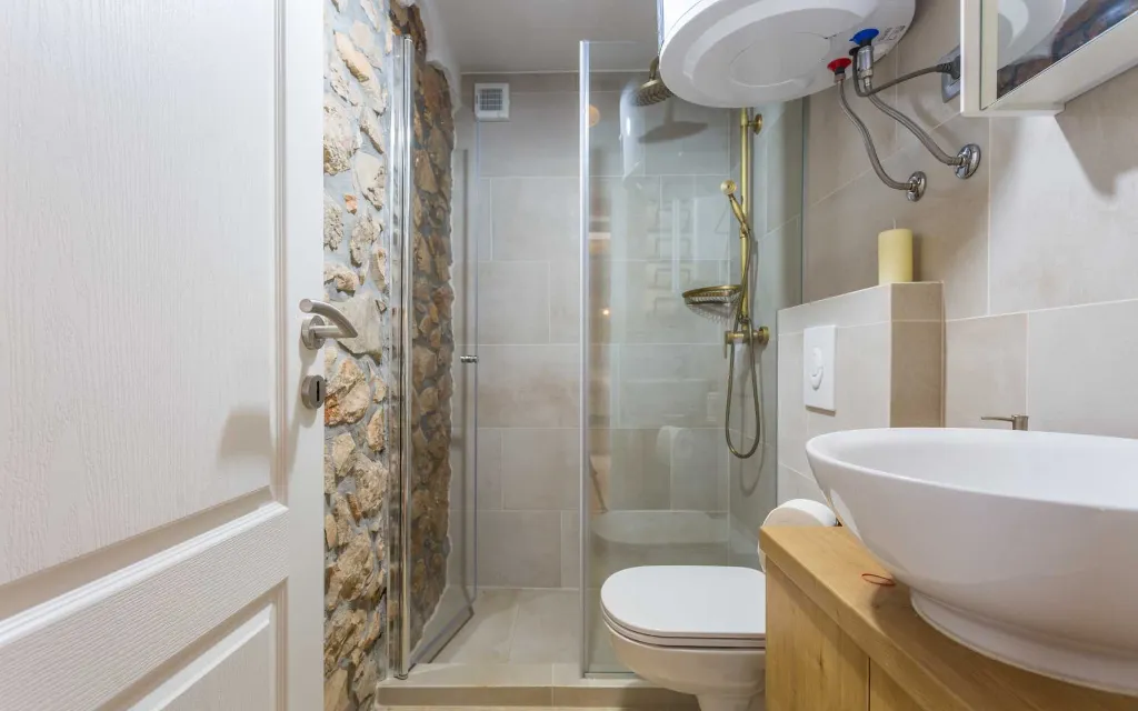 Hlapa Krk Apartment with Private Heated Pool