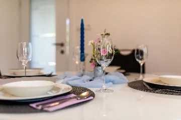 Hlapa (Krk) Apartment for Up to 5 Guests