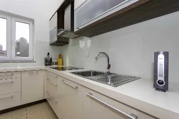 2-Bedroom Apartment in Soline (Krk) for Up to 5