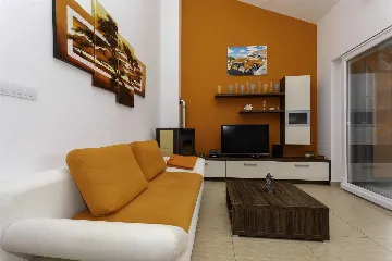 2-Bedroom Apartment in Soline (Krk) for Up to 5