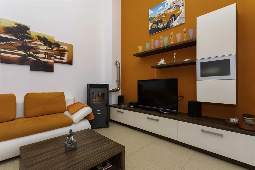 2-Bedroom Apartment in Soline (Krk) for Up to 5