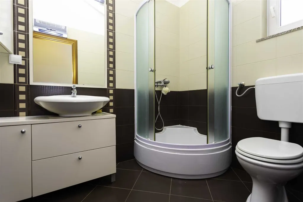 2-Bedroom Apartment in Soline (Krk) for Up to 5