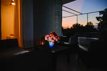 3-Bedroom Apartment with Private Pool in Sveti Vid Dobrinjski