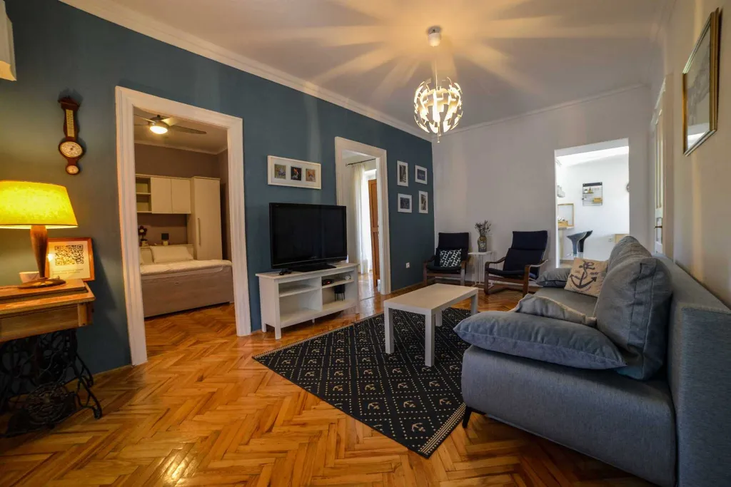 3-Bedroom Apartment with Private Pool in Sveti Vid Dobrinjski