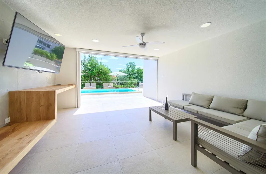 2-Bedroom Apartment in Krk with Heated Pool