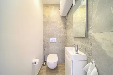 Apartment in Krk with Heated Pool for 6 Guests