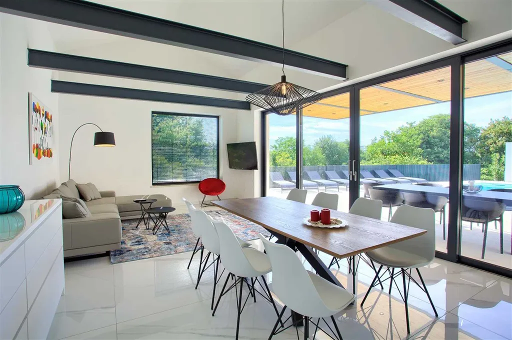 Villa in Klimno (Krk) with Heated Pool for 8