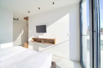 Modern 4-Bedroom Villa with Heated Pool in Klimno