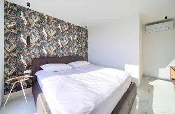 Modern 4-Bedroom Villa with Heated Pool in Klimno