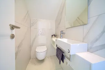 Modern 4-Bedroom Villa with Heated Pool in Klimno