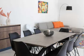 Modern 4-Bedroom Villa with Heated Pool in Klimno