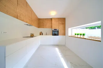 3-Bedroom Villa in Hlapa (Krk) for 8 Guests