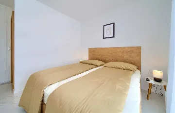 3-Bedroom Villa in Hlapa (Krk) for 8 Guests