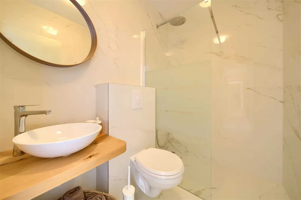 3-Bedroom Villa in Hlapa (Krk) for 8 Guests