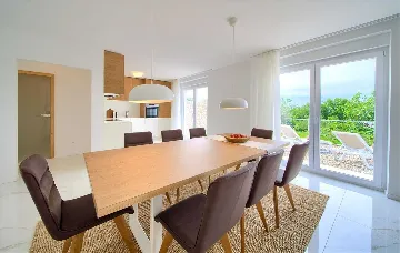 3-Bedroom Villa in Hlapa (Krk) for 8 Guests