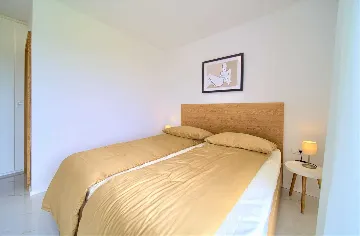 3-Bedroom Villa in Hlapa (Krk) for 8 Guests