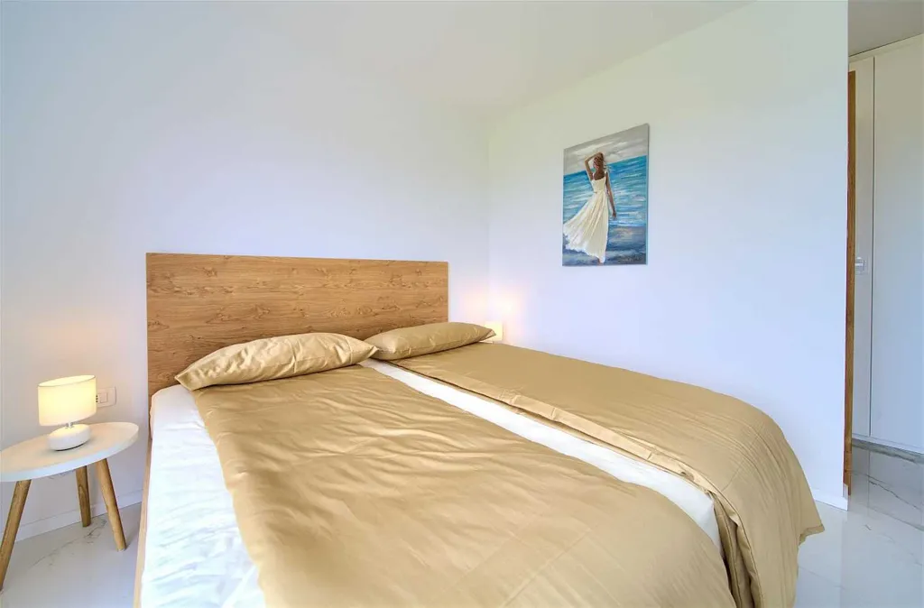 3-Bedroom Villa in Hlapa (Krk) for 8 Guests