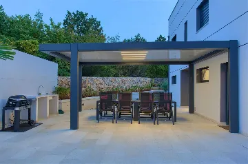 Klimno (Krk) 4-Bedroom Villa for 8 with Heated Pool