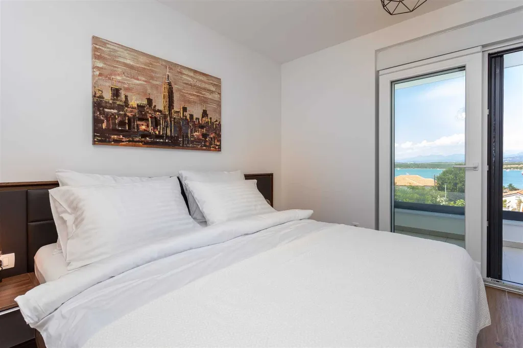 Heated-Pool Villa with Sea Views in Klimno (Krk)