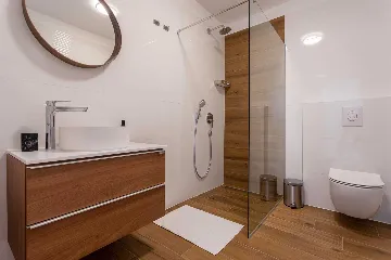 Heated-Pool Villa with Sea Views in Klimno (Krk)