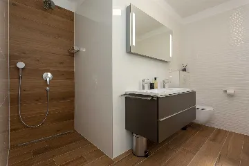 Heated-Pool Villa with Sea Views in Klimno (Krk)