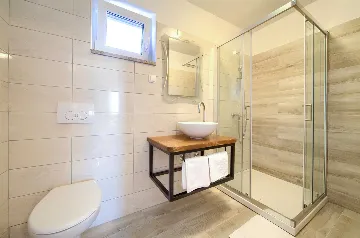 Poljica (Krk) Villa with Private Pool & Sea View