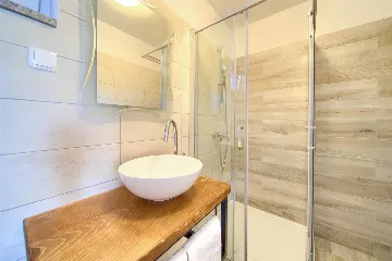 Poljica (Krk) Villa with Private Pool & Sea View