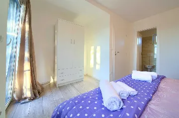 Poljica (Krk) Villa with Private Pool & Sea View