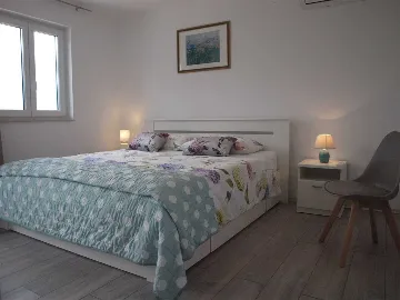 Poljica (Krk) Villa with Private Pool & Sea View