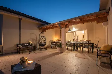 6-Bedroom Villa in Linardići (Krk) for 16 Guests