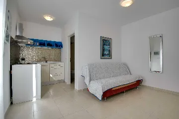 6-Bedroom Villa in Linardići (Krk) for 16 Guests