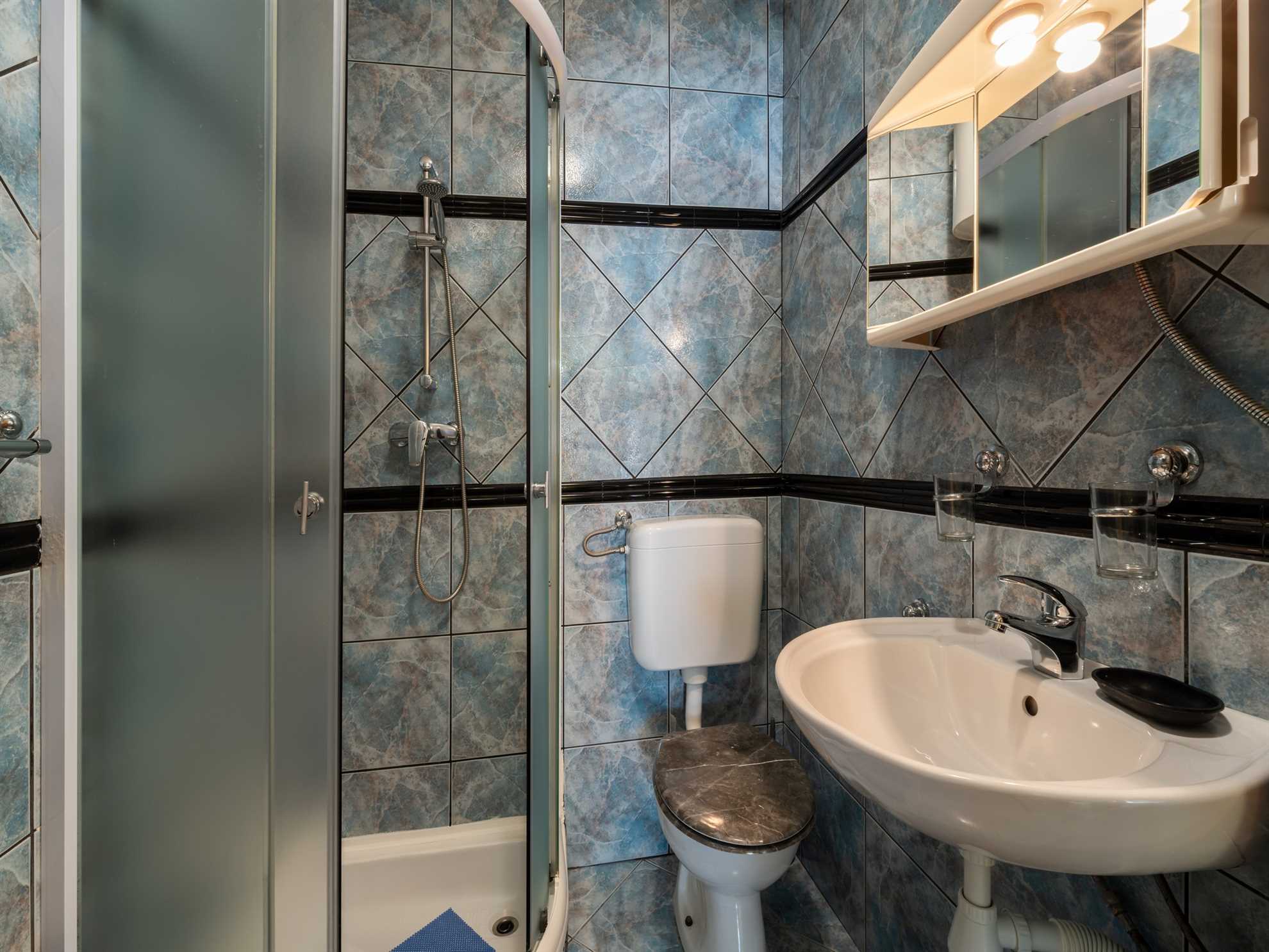 Holiday House Ana – Relaxing House with Heated Pool and Jacuzzi