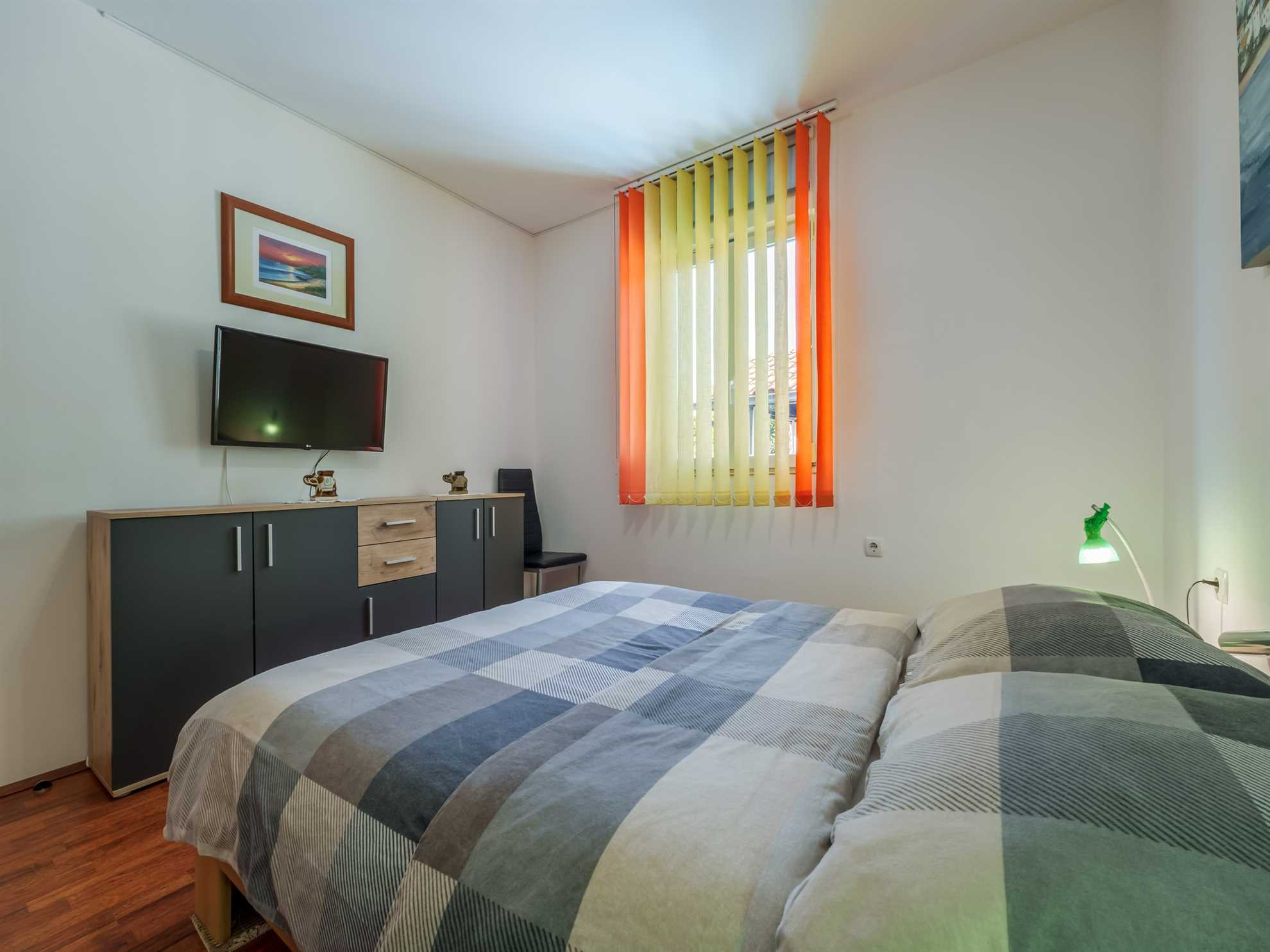 Holiday House Ana – Relaxing House with Heated Pool and Jacuzzi