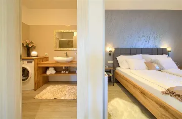 2-Bedroom Apartment with Private Pool, Kornić